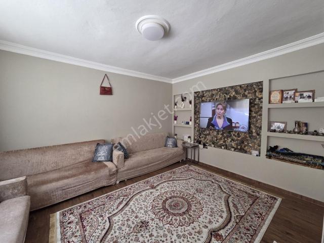 Mudanya Halitpaşa Mahallesinde Satılık Geniş 2+1 Daire