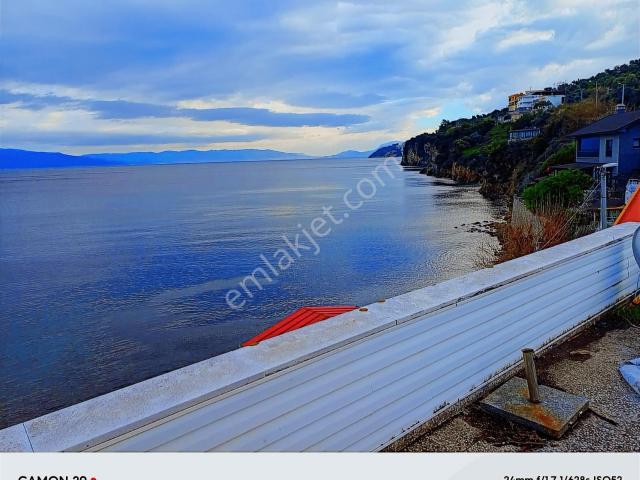 Mudanya, Kumyaka Deniz Manzaralı Satılık Bahçeli Müstakil Ev