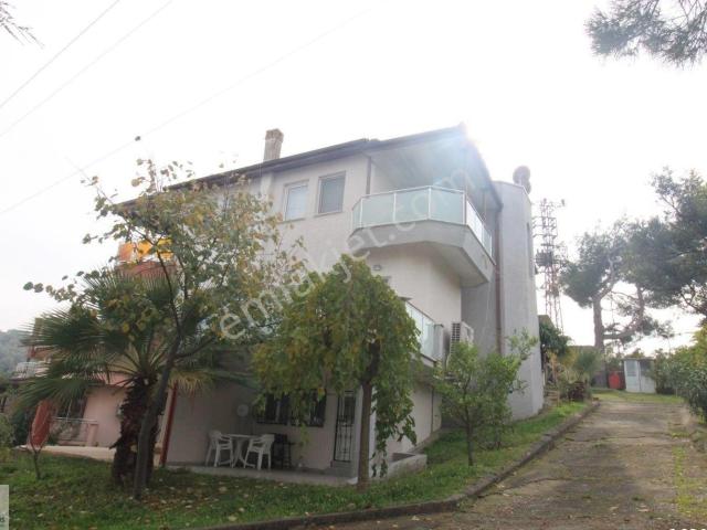 Mudanya Kumyaka Mahallesi Özle Sitesinde 3+2 Tripleks Villa