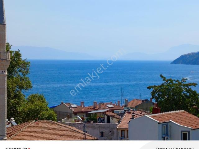Mudanya Kumyaka'da 3 Katlı Bodrum + 2daireli Satılık Müstakil Ev