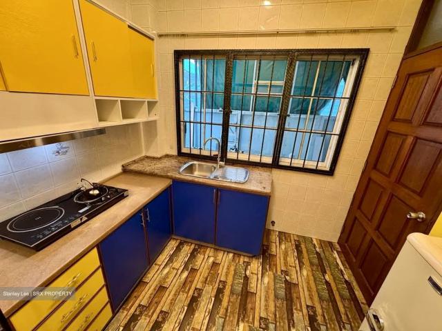 Mugliston Road D15, Terrace
