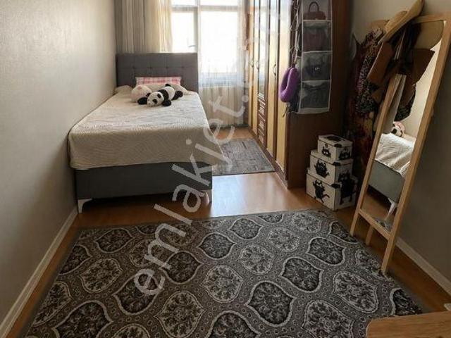 Muhteşem Konumda Satılık Geniş 2+1 Daire
