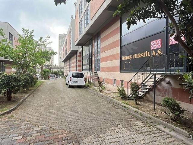 MUHTEŞEM KONUMDA YAPILI CEPHESİ AÇILMIŞ 180 M2 KİRALIK İŞ YERİ