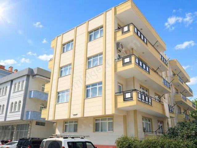 Muhteşem Lokasyon/aile Apartmanı/2+1/serhat Balcı