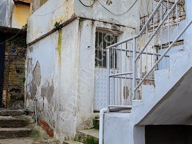 Mühendis Emlakta Konak Tuzcu Mh 62m2 2 Katlı Komple Bina Satılık