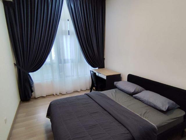 Muhibbah Master bedroom for rent