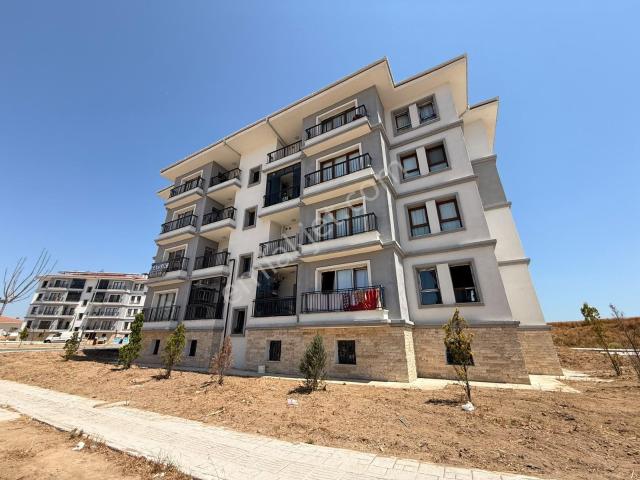 Muhittin 2. Etap 1. Kat Boş Hemen Otur Araç Takasına Uygun Daire