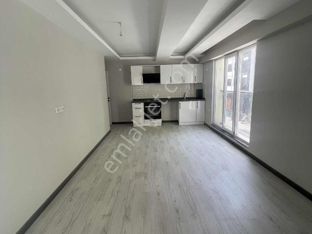 Muhittin Mahallesin De 1+1 Kiralık Daire