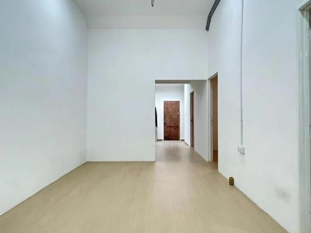 Muji Style Renovated Single Storey House for Sale in Taman Teratai, Skudai