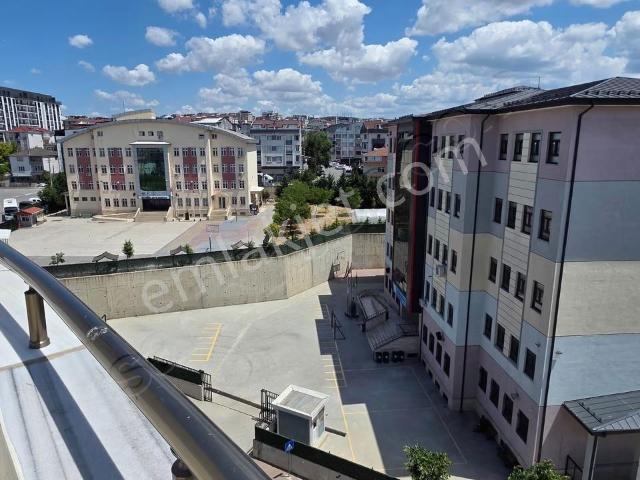 Mükemmel Konumda 5+1 220 M2 Dublex
