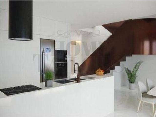 multi family 3 quarto, Cascais Lisboa 2765 DLS102311310