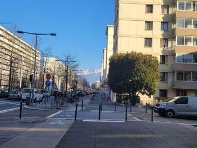 Multi Family GRENOBLE Rhône Alpes 38000 ES87011780