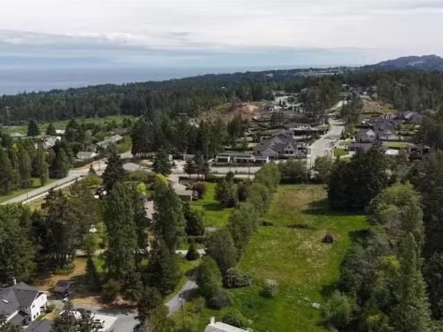 Multi family for sale in Lantzville, 6671 Harwood Rd, 1039366