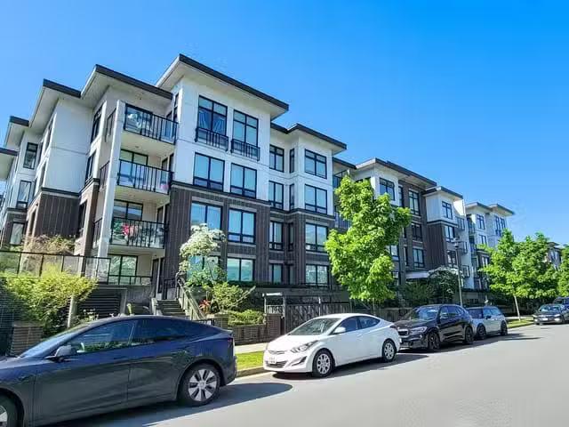 Multi family for sale in Richmond, Richmond, 9388 Tomicki Ave.