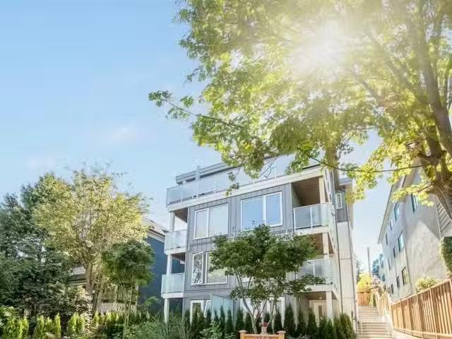 Multi family for sale in Vancouver, Vancouver West, 2150 W 1st.