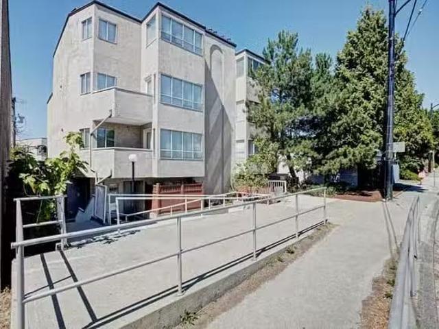 Multi family for sale in Vancouver, Vancouver West, 8851 Granv.