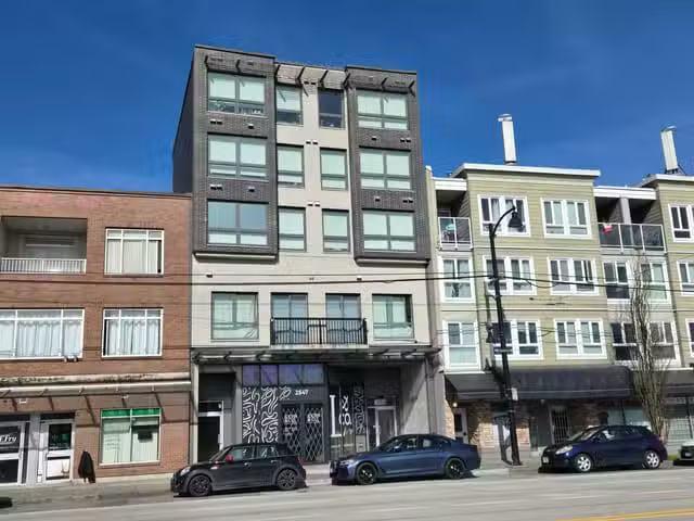 Multi family for sale in Vancouver, Vancouver East, 2551 Kings.