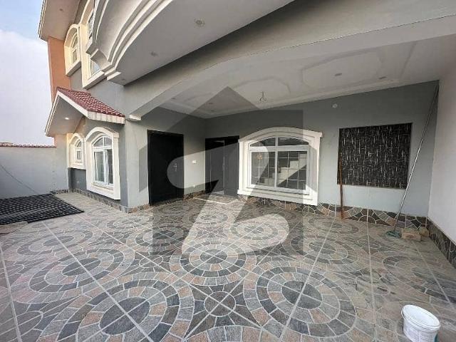 Multi Garden B 17 New 10 Marla full house available for rent