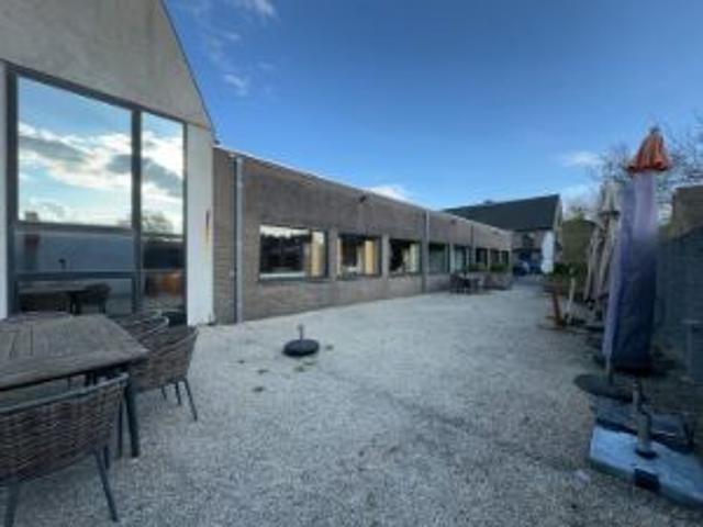Multifunctioneel bedrijfsgebouw te huur / te koop
