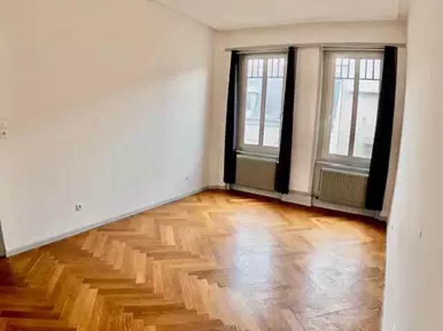 Mulhouse 68100 Achat / Vente appartement 5 pièces t5 cave parking