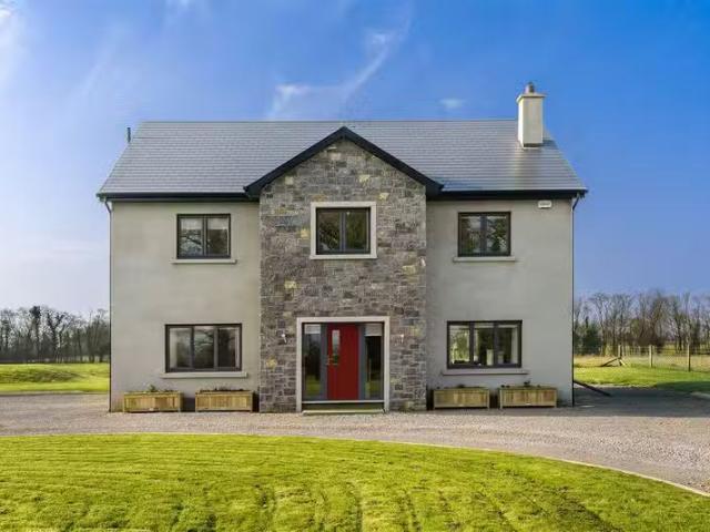 MULLINAM LANE, Loughlinstown, Kilbride, Meath