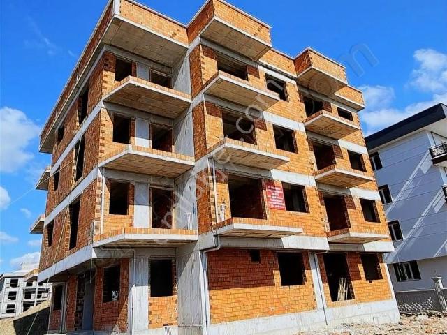 Muradiye Tarla Sokakta Sıfır, Köşe Konumda 1+1 Daire!
