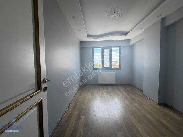 Muradiye Mahallesi Geniş 3+1 Kiralık Daire