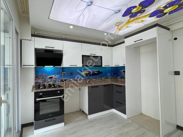 Muradiye Mahallesi Satılık Daire 1+1 60m2 3 Katlının Yüksek Zemin Katı Açık Mutfak Full