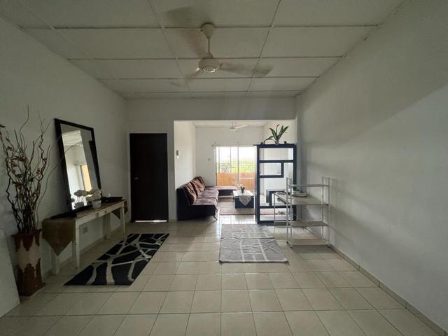 MURAH 900sqft NEAR KLIAApartment Langat Murni Kota Warisan Sepang