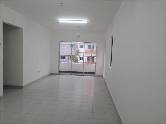 Murah 1000sqft Pangsapuri Gapura BayuJade HillsKajang Freehold