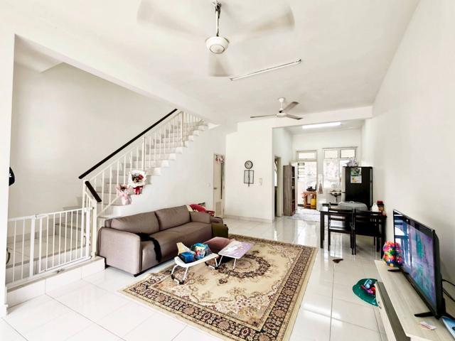 MURAH 2 Storey Greenway Meridin East