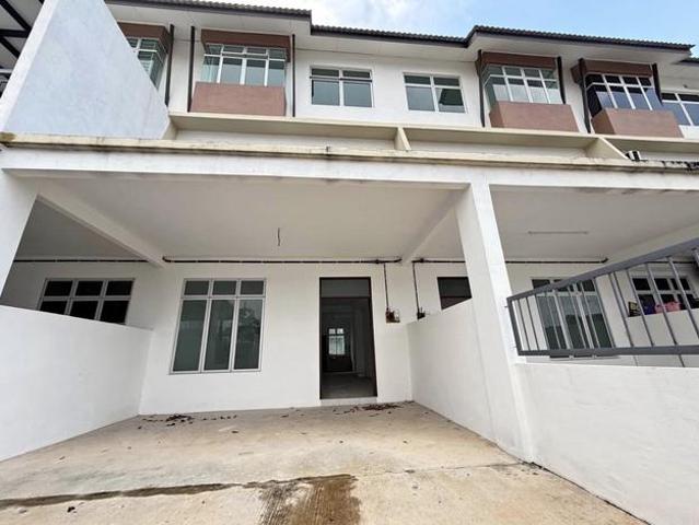 MURAH 3 Storey freehold House Scientex Kundang Kundang JayaRawang