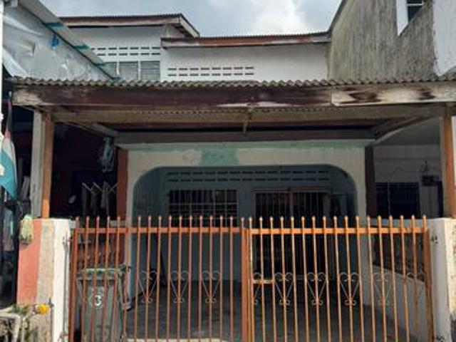 MURAH Taman Intan Kluang For SaleFULL LOANBELOW MARKET