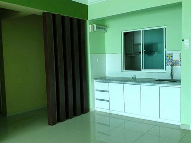 MURAH The Zest Residence Kinrara 9 Puchong for sale