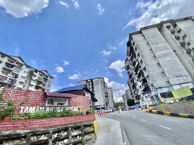 MURAH TINGKAT 1 FREEHOLD Apartment Taman Bunga Negara Seksyen 27