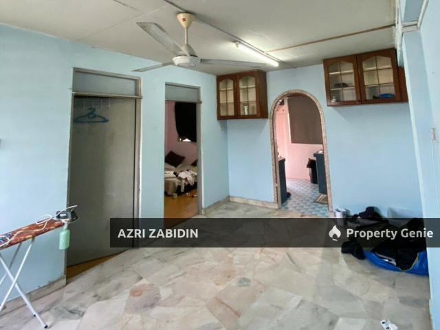 MURAH Tingkat 3 Flat Wangsa Maju Seksyen 10 Kuala Lumpur FOR SALE