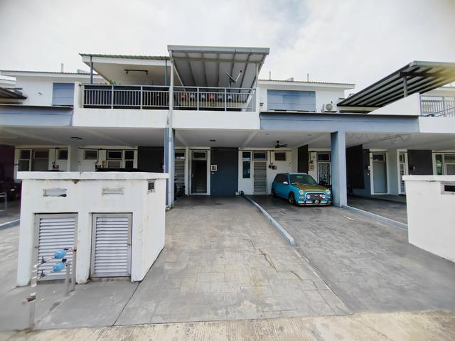 MURAH Townhouse Simfoni Perdana LBS Alam Perdana Puncak Alam