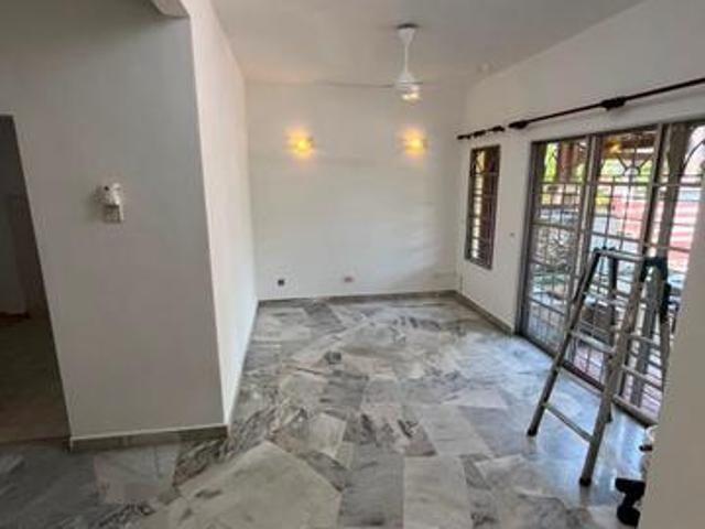 MURAH USJ 22 SUbang Jaya MUST SEE NEAR LRT USJ 215 ROOMS CHEAP