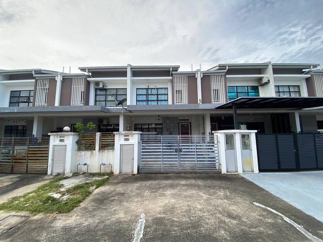 MURAH ADA CLUBHOUSE Double Storey M Residensi 2 Rawang FOR SALE