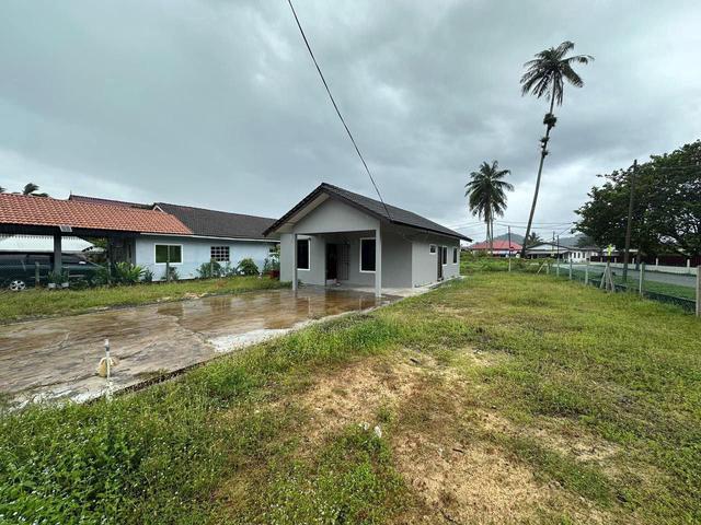 Murah Banglo Corner Lot Paka