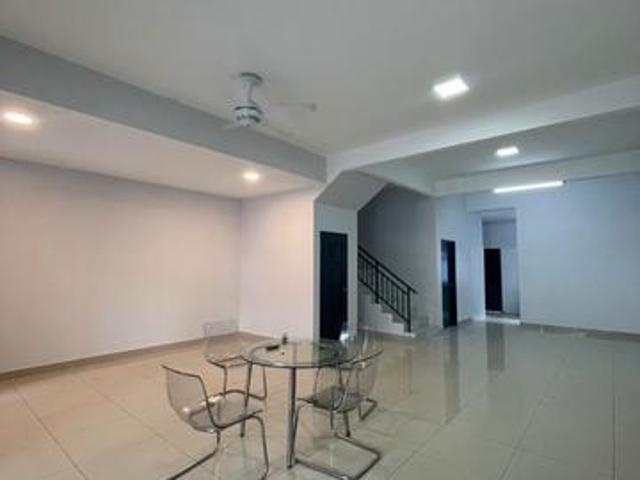 Murah Bersih Disewa2 Sty HouseJenjarom Jln Sawi New Refurbish Rent