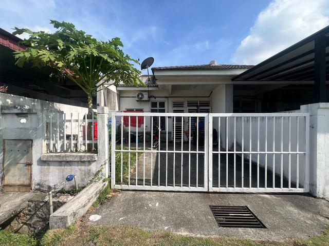 MURAH BOOKING RENDAH 1 Storey SP8 Bandar Saujana Putra
