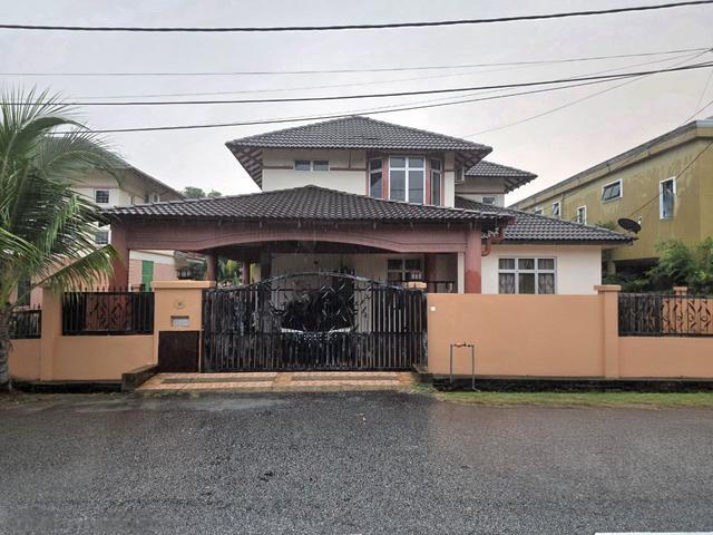 MURAH Bungalow 2 Storey Laman Lili Nilai impian