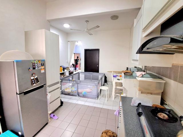 MURAH CANTIK near UKM Townhouse Taman Tropika 2 Kajang