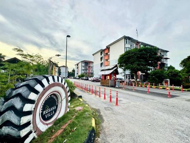 MURAH CANTIK Rosana Villa Apartment Taman Putra Perdana Puchong
