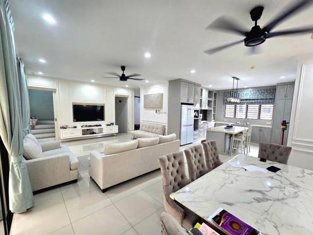 MURAH CORNER UNIT 50 RESIDENSI CAHAYA SPK SHAH ALaM SANGAT CANTIK