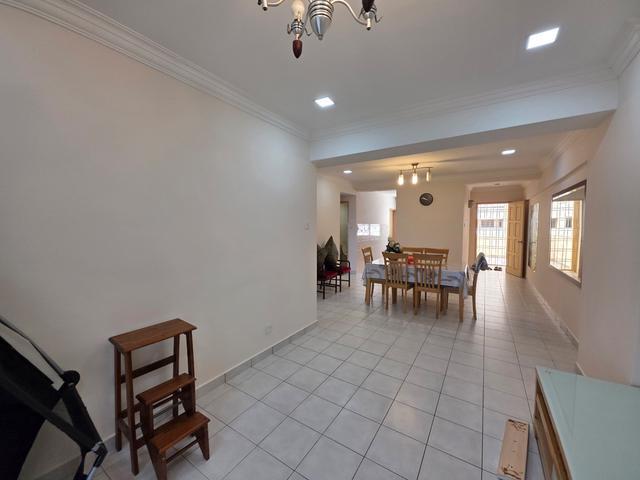MURAH Corner Unit Sri Cempaka Apartment Jalan Sepakat Indah Kajang