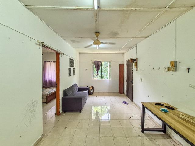 MURAH DAN PRIME LOCATION Flat Taman Melati Block E Setapak KL