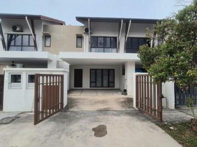 MURAH Dahlia Serene Heights Bangi Double Storey