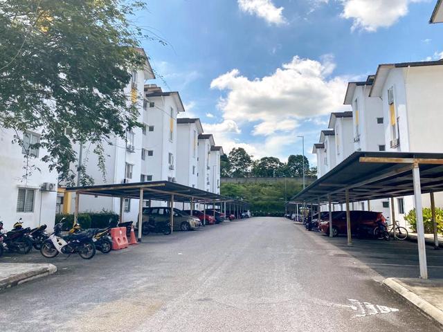 MURAH DEKAT HOSPITAL END LOT Apartment Danau Bayu Sungai Buloh